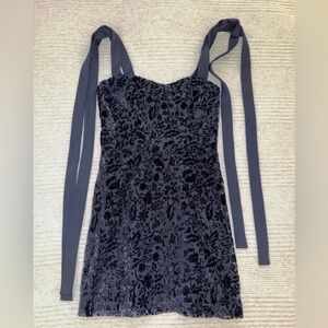 House of Harlow 1960 | Navy velvet mini dress